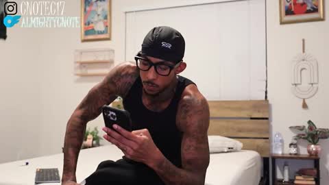 Snapshot of almightycnote chatting on 02/20/26, 03:14 Almightycnote online show from 02/20/26, 03:14