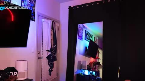 Snapshot of almightycnote chatting on 02/21/26, 04:24 Almightycnote online show from 02/21/26, 04:24