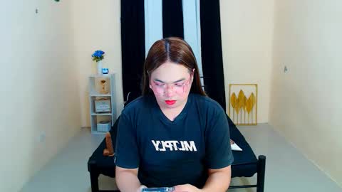 Almira online show from 09/29/25, 06:13