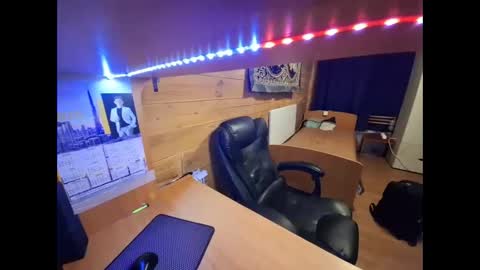 almirsex online show from 11/02/25, 04:42