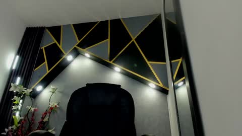 ALMMA online show from 01/30/25, 04:13