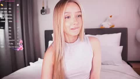 Lia online show from 03/27/26, 03:12