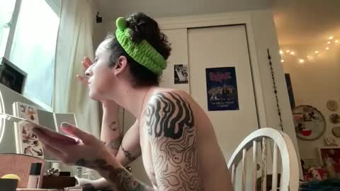 aloexvera online show from 09/11/25, 07:03