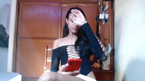 Snapshot of alogenotwink chatting on 02/09/25, 02:18 STEPHAN online show from 02/09/25, 02:18