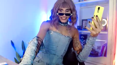 Snapshot of alogenotwink chatting on 09/19/25, 09:48 STEPHAN online show from 09/19/25, 09:48