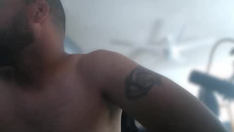 Snapshot of aloha_king chatting on 10/26/25, 08:15 simplyfaded online show from 10/26/25, 08:15