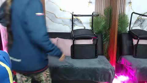 alonddra_tay online show from 04/20/26, 11:35