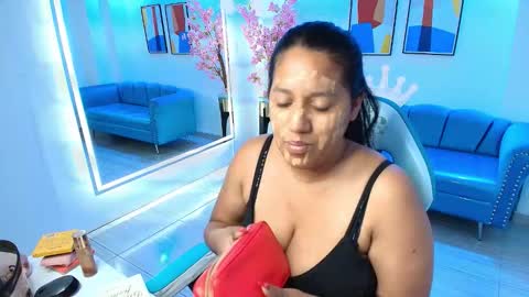 Alondra  online show from 11/12/25, 04:13