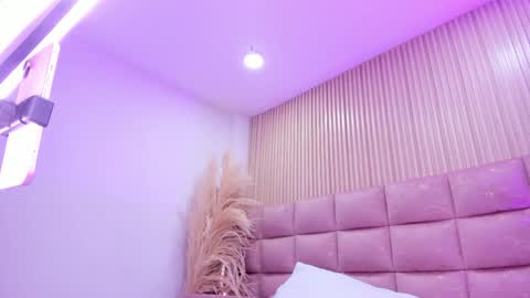 ALONDRA CUTE online show from 05/14/26, 06:09