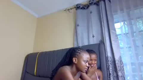 Elly online show from 11/16/25, 12:22