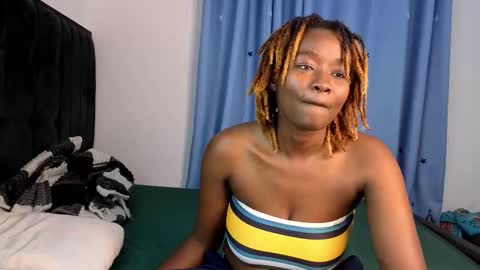 alotta_titties online show from 02/03/26, 07:19