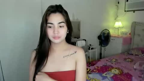 alovelydollnica online show from 04/13/26, 02:00