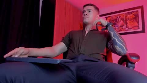 alpha_dominus_ online show from 02/08/26, 04:05