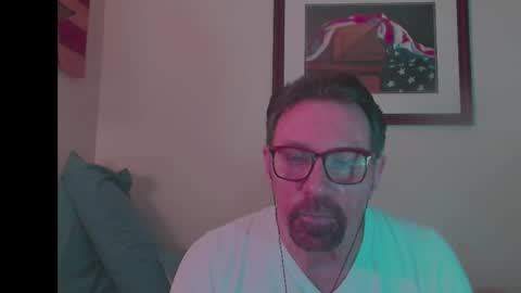 Snapshot of alphablue_wolf1295 chatting on 03/08/25, 10:11 alphablue_wolf1295 online show from 03/08/25, 10:11