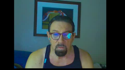 Snapshot of alphablue_wolf1295 chatting on 10/01/25, 09:15 alphablue_wolf1295 online show from 10/01/25, 09:15