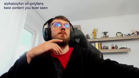 Snapshot of alphaboyfun chatting on 12/21/25, 12:56 Andi online show from 12/21/25, 12:56