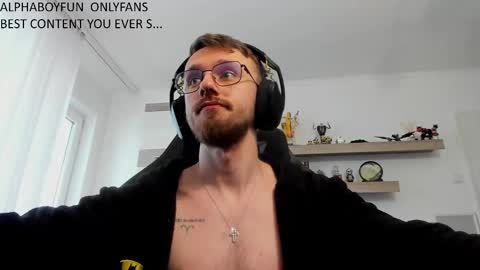 Snapshot of alphaboyfun chatting on 01/15/26, 07:35 Andi online show from 01/15/26, 07:35