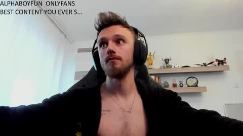 Snapshot of alphaboyfun chatting on 01/18/26, 07:56 Andi online show from 01/18/26, 07:56