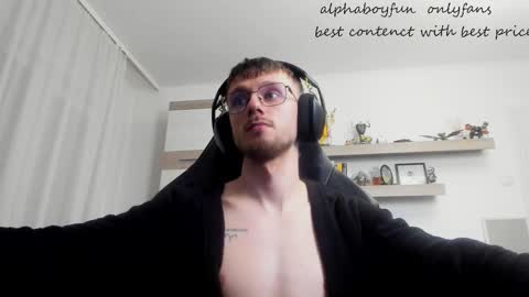 Snapshot of alphaboyfun chatting on 02/21/26, 06:53 Andi online show from 02/21/26, 06:53