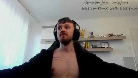 Snapshot of alphaboyfun chatting on 03/11/26, 08:42 Andi online show from 03/11/26, 08:42