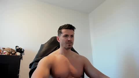 Snapshot of alphagodleatherking92 chatting on 05/28/26, 05:38 LeatherMaster online show from 05/28/26, 05:38