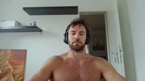 alphah_hunk online show from 09/28/25, 09:25