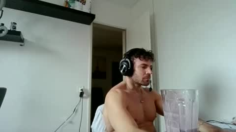 alphah_hunk online show from 12/15/25, 11:14