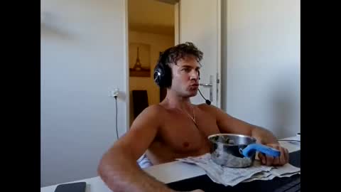 alphah_hunk online show from 04/24/26, 01:57