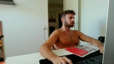 Snapshot of alphah_hunk chatting on 06/13/26, 08:45 alphah_hunk online show from 06/13/26, 08:45