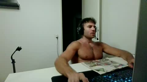 Snapshot of alphah_hunk chatting on 06/20/26, 08:22 alphah_hunk online show from 06/20/26, 08:22