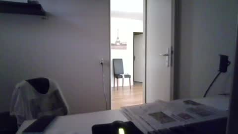 Snapshot of alphah_hunk chatting on 07/06/26, 04:53 alphah_hunk online show from 07/06/26, 04:53