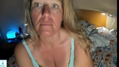 Snapshot of alphakittyxxx chatting on 05/10/26, 03:12 Shelby or if you want to make me purr just call me Kitten online show from 05/10/26, 03:12
