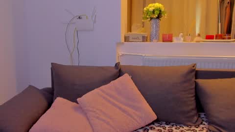 Michelle online show from 11/25/25, 11:10