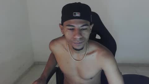 alphas_latins online show from 05/02/26, 06:02