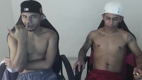 alphas_latins online show from 05/06/26, 06:57