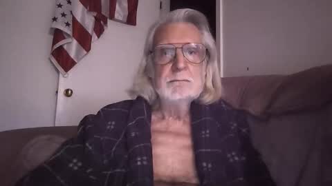 AlphaUniform online show from 03/23/26, 01:48