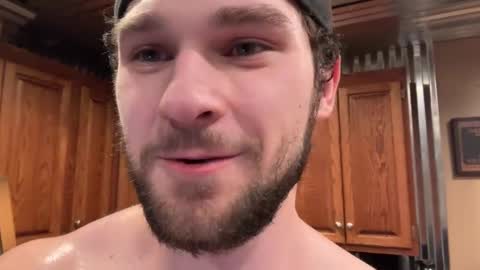 alphazack14 online show from 02/02/25, 12:40