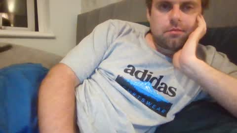 Snapshot of alriv61 chatting on 07/18/26, 01:43 alriv61 online show from 07/18/26, 01:43