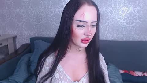 Alter online show from 11/14/25, 08:29