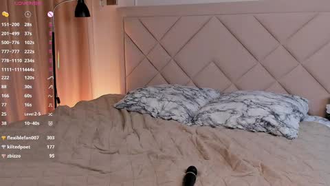 Snapshot of althenabrach chatting on 02/13/25, 12:02 Betty online show from 02/13/25, 12:02