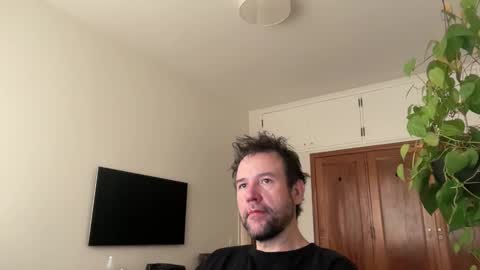 Snapshot of alto1e90br chatting on 09/24/25, 01:36 alto1e90br online show from 09/24/25, 01:36