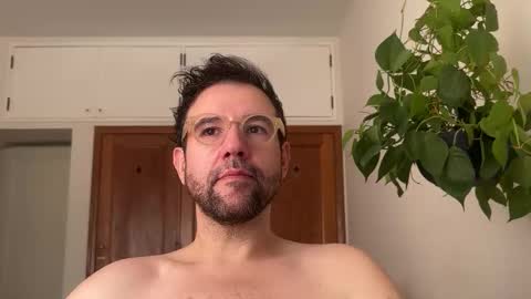 Snapshot of alto1e90br chatting on 09/30/25, 01:38 alto1e90br online show from 09/30/25, 01:38