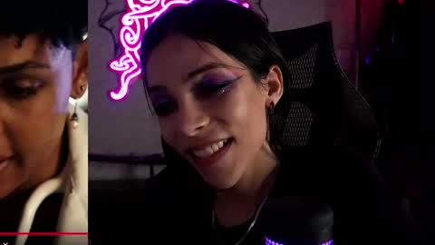 Snapshot of altsofie chatting on 03/02/25, 10:05 Sofie Kimino online show from 03/02/25, 10:05