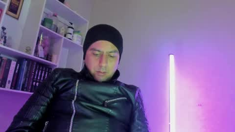 Snapshot of alucard_col666 chatting on 05/28/26, 05:54 alucard_col666 online show from 05/28/26, 05:54