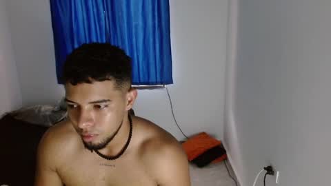 Snapshot of alucard_smith_ chatting on 04/10/26, 03:06 Smith and lucy online show from 04/10/26, 03:06