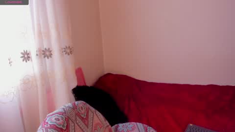 Snapshot of aluna_0310 chatting on 01/03/25, 07:39 . . online show from 01/03/25, 07:39