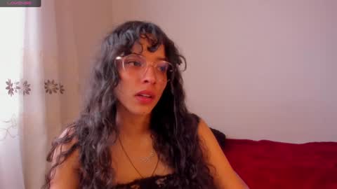 Snapshot of aluna_0310 chatting on 01/08/25, 08:39 . . online show from 01/08/25, 08:39