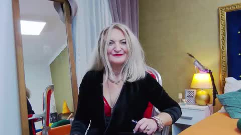 Snapshot of alura_jenson_ chatting on 10/23/25, 06:50 Alura Jenson online show from 10/23/25, 06:50