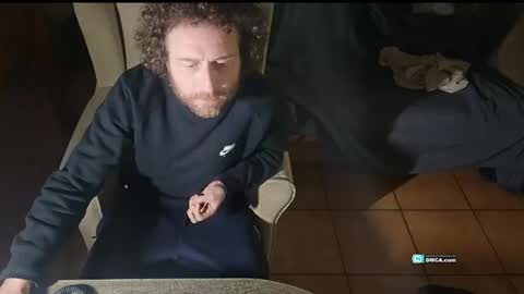 Snapshot of alvarooo1111 chatting on 11/12/25, 08:48 Balearicsex11 online show from 11/12/25, 08:48