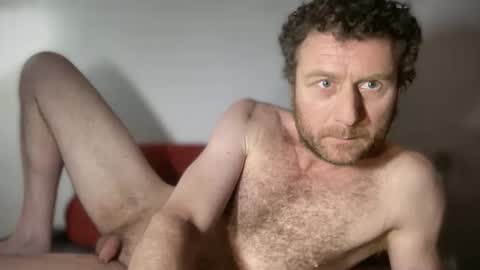 Snapshot of alvarooo1111 chatting on 05/13/26, 12:30 Balearicsex11 online show from 05/13/26, 12:30